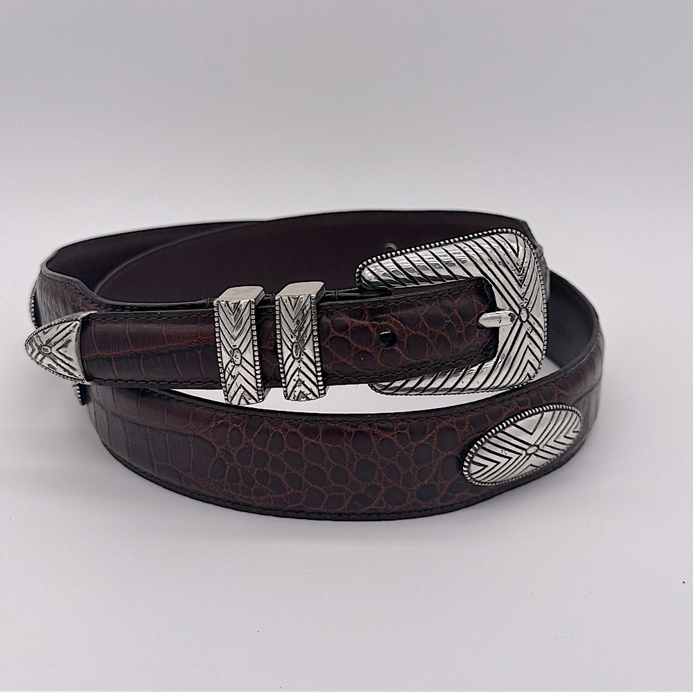 Roundtree & Yorke Vintage Brown Leather Silver Concho Belt Sz 90/36